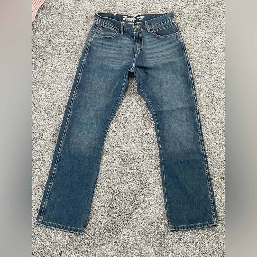 Men’s Wrangler relaxed retro boot jeans